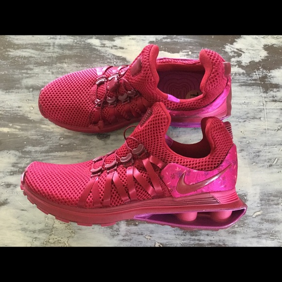 Nike Shoes - NIKE sneakers